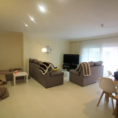 Apartment Global Immo 4072 Alhambra